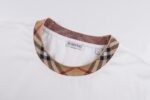 P65 款号：mm130 BURBERRY 巴宝莉25SS圆领格纹装饰棉质短袖T恤衫 -正品4050购入 -32支双股平纹匹马棉220克 -扁机罗纹 -罗纹提花 -面料酵洗 -定制1：1商标 -尺码：S M L XL
