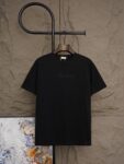 weigou_202197_0_1c96a7be50 P75 Burberry巴宝莉 《官网同款经典格纹贴布刺绣》胸前绣花 logo 背后格纹贴布字母 logo 刺绣 双纱纯棉短袖 2026ss 早春官方同步 高版本 高品质 时尚个性 百搭潮流 纯原品质 原版面料 吊牌 领标 水洗麦 三标齐全 颜色:黑色 白色 码数:S一2XL