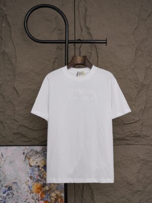 weigou_202420_0_9fc268eb32 P70 Burberry巴宝莉 《官网同款经典格纹肩带》 绣花 logo 设计双肩格纹带双纱纯棉短袖 2026ss 早春官方同步 高版本 高品质 时尚个性 百搭潮流 纯原品质 原版面料 吊牌 领标 水洗麦 三标齐全 颜色:黑色 白色 卡其色 码数:S一2XL
