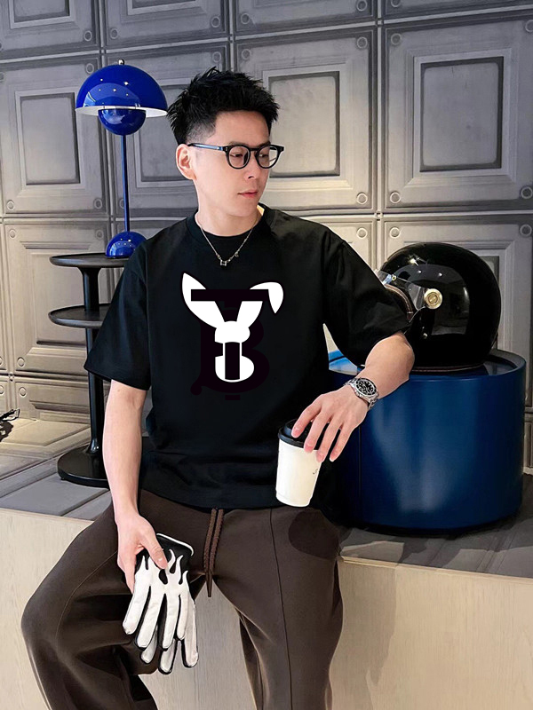 P70 Burberry/巴宝莉 印花Logo百搭潮流短袖T恤男女同款 吊牌 领标 水洗唛 三标齐全 定织定染280克精梳棉面料 尺码：S-XXL