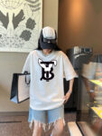 P70 Burberry/巴宝莉 印花Logo百搭潮流短袖T恤男女同款 吊牌 领标 水洗唛 三标齐全 定织定染280克精梳棉面料 尺码：S-XXL