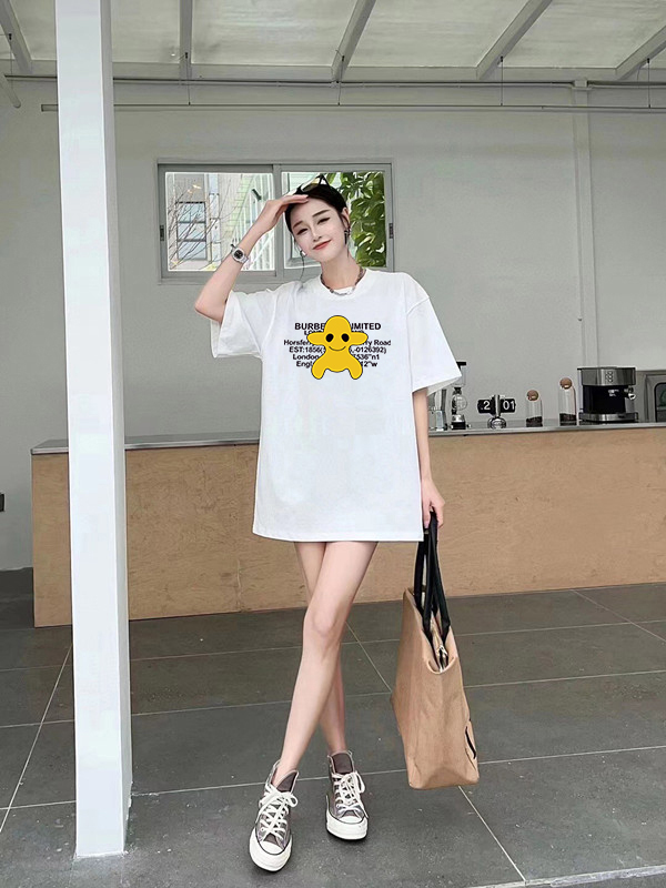 P70 Burberry/巴宝莉 印花Logo百搭潮流短袖T恤男女同款 吊牌 领标 水洗唛 三标齐全 定织定染280克精梳棉面料 尺码：S-XXL