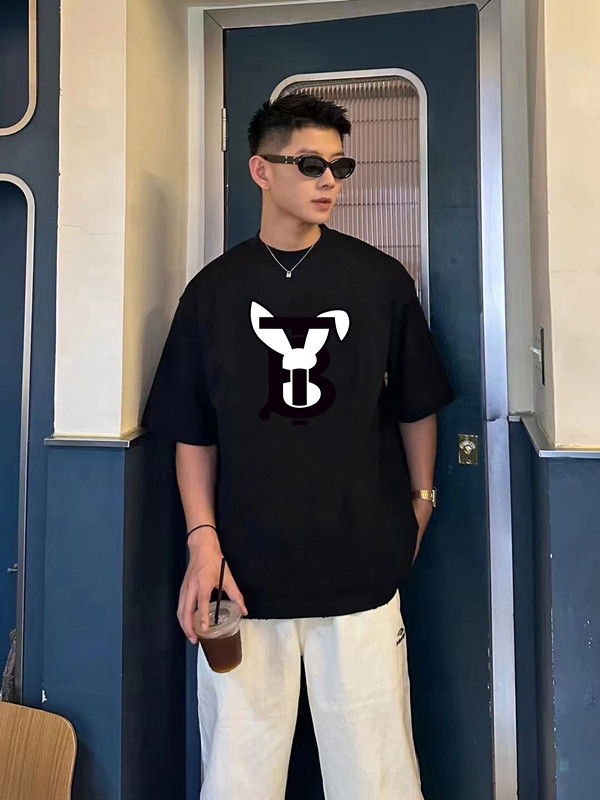 P70 Burberry/巴宝莉 印花Logo百搭潮流短袖T恤男女同款 吊牌 领标 水洗唛 三标齐全 定织定染280克精梳棉面料 尺码：S-XXL