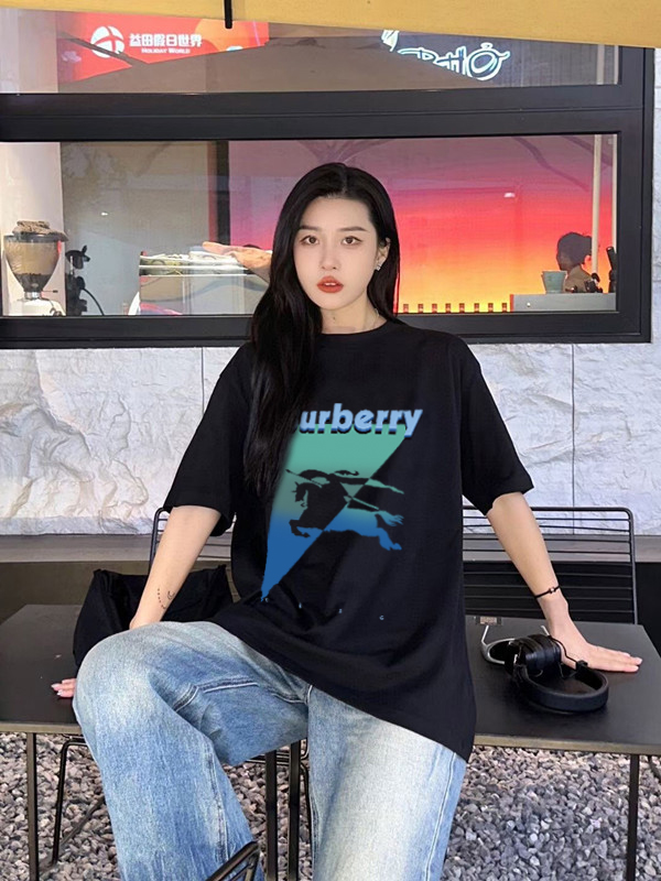 P70 Burberry/巴宝莉 印花Logo百搭潮流短袖T恤男女同款 吊牌 领标 水洗唛 三标齐全 定织定染280克精梳棉面料 尺码：S-XXL