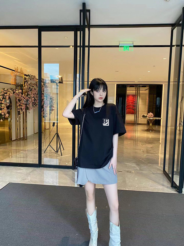 P70 Burberry/巴宝莉 印花Logo百搭潮流短袖T恤男女同款 吊牌 领标 水洗唛 三标齐全 定织定染280克精梳棉面料 尺码：S-XXL