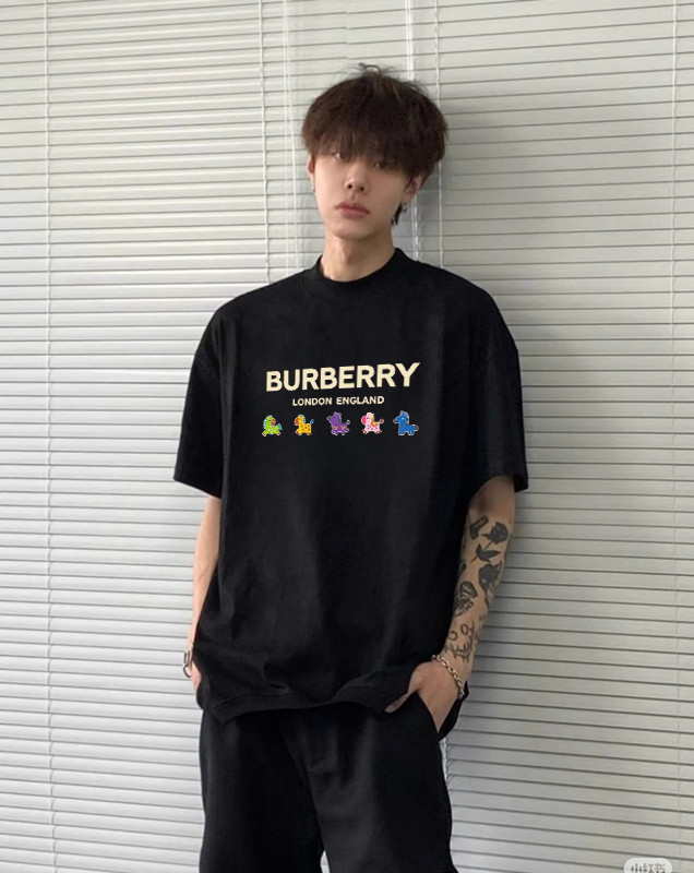 P70 Burberry/巴宝莉 印花Logo百搭潮流短袖T恤男女同款 吊牌 领标 水洗唛 三标齐全 定织定染280克精梳棉面料 尺码：S-XXL