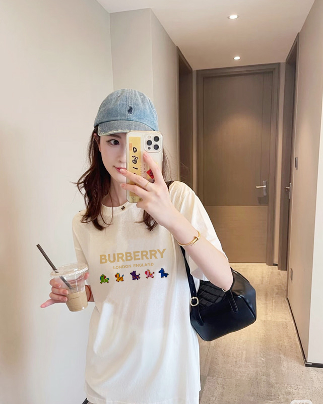 P70 Burberry/巴宝莉 印花Logo百搭潮流短袖T恤男女同款 吊牌 领标 水洗唛 三标齐全 定织定染280克精梳棉面料 尺码：S-XXL