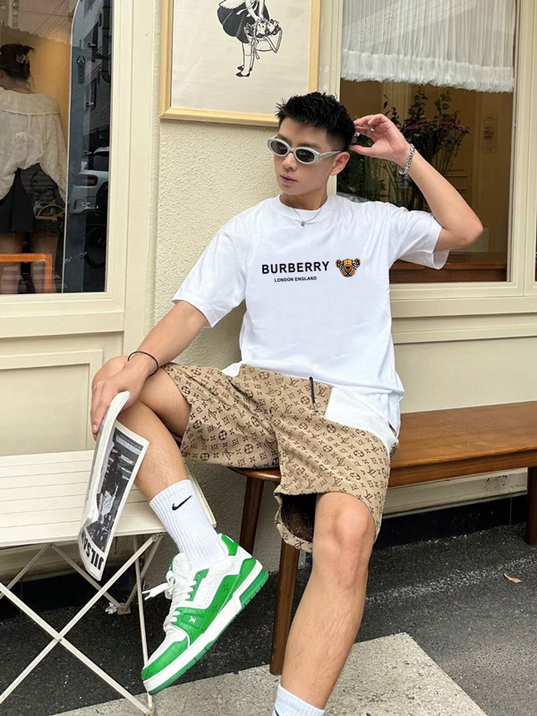 P70 Burberry/巴宝莉 印花Logo百搭潮流短袖T恤男女同款 吊牌 领标 水洗唛 三标齐全 定织定染280克精梳棉面料 尺码：S-XXL