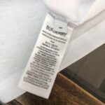 P75 🌟BUR*BERRY 巴宝莉 2025最新款情侣款圆领短袖 情侣T恤～ 春夏新品 高品质 🔥🔥时尚百搭潮款 定制进口面料 ！穿着舒适 透气 时尚不失个性 上身休闲随性 帅气有型 彰显大牌气质。三标齐全！！ 颜色：黑色 白色 尺码：M-XXXL
