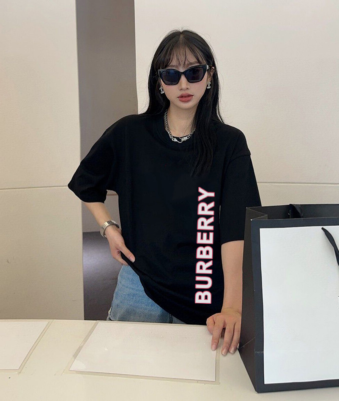 P70 Burberry/巴宝莉 印花Logo百搭潮流短袖T恤男女同款 吊牌 领标 水洗唛 三标齐全 定织定染280克精梳棉面料 尺码：S-XXL