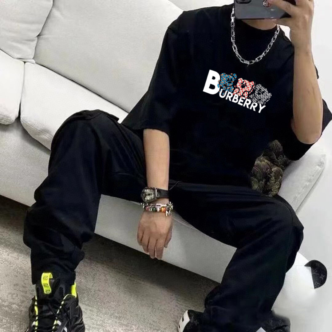 P70 Burberry/巴宝莉 印花Logo百搭潮流短袖T恤男女同款 吊牌 领标 水洗唛 三标齐全 定织定染280克精梳棉面料 尺码：S-XXL