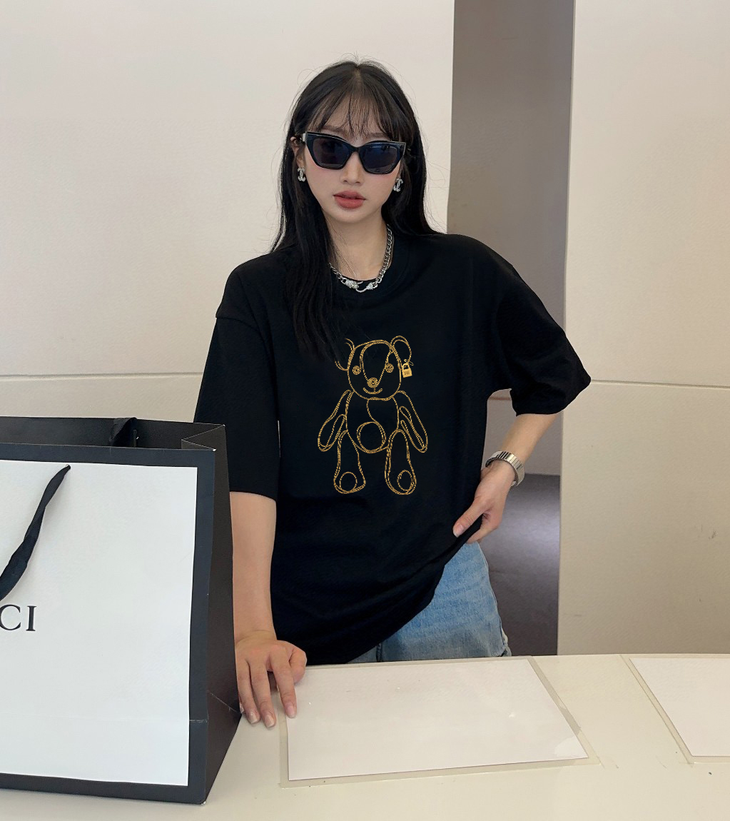 P70 Burberry/巴宝莉 印花Logo百搭潮流短袖T恤男女同款 吊牌 领标 水洗唛 三标齐全 定织定染280克精梳棉面料 尺码：S-XXL