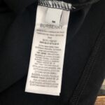 P75 💫 BURBERRY 巴宝莉 26SS新款男士圆领短袖 情侣T恤！ 高品质 🔥🔥时尚百搭潮款 定制进口面料 穿着舒适 透气 时尚不失个性 上身休闲随性 帅气有型 彰显大牌气质。三标齐全！！ 颜色：黑色 白色 尺码M-XXXL