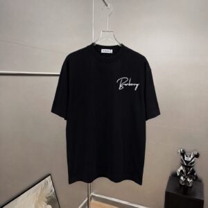 P75 bbr～巴宝刺绣logo字母3D立体刺绣🪡艺术感满满， 2026春夏新款 280g7A抗菌短袖tee 负离子上身十分舒适，男女同款，落肩宽松版型 颜色: 黑色 白色 咖啡色 尺码：S（90-130斤） M（125-150斤） L（135-165斤） XL（160-190斤） XXL（185-220斤）