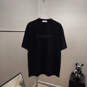 P75 bbr～巴宝刺绣logo字母3D立体刺绣🪡艺术感满满， 2026春夏新款 280g7A抗菌短袖tee 负离子上身十分舒适，男女同款，落肩宽松版型 颜色: 黑色 白色 咖啡色 尺码：S（90-130斤） M（125-150斤） L（135-165斤） XL（160-190斤） XXL（185-220斤）