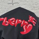 P75 BBR 巴宝*莉 2026春夏款 经典简约立体植绒 战马工艺 个性logo 定制双纱平纹纯棉面料 短袖T恤 男女同款 颜色：黑色 白色 尺码： S （90-130斤） M （120-150斤） L （140-165斤） XL （160-180斤） XXL （180-210斤）
