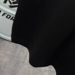 P75 BBR 巴宝*莉 2026春夏款 经典简约战马刺绣工艺 定制双纱平纹纯棉面料 短袖T恤 男女同款 颜色：黑色 白色 紫色 紫色 绿色 尺码： S （90-130斤） M （120-150斤） L （140-165斤） XL （160-180斤） XXL （180-210斤）