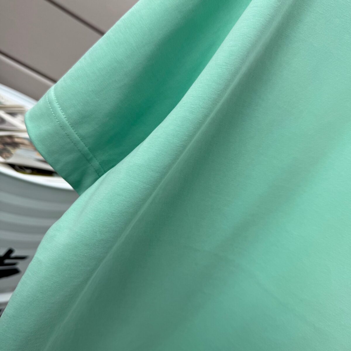 P75 BBR 巴宝*莉 2026春夏款 经典简约战马刺绣工艺 定制双纱平纹纯棉面料 短袖T恤 男女同款 颜色：黑色 白色 紫色 紫色 绿色 尺码： S （90-130斤） M （120-150斤） L （140-165斤） XL （160-180斤） XXL （180-210斤）