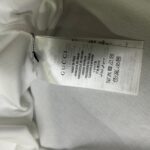 P65 GUCCI古奇 刺绣款 2026春夏经典圆领短袖T恤采用280克双纱精棉，衣服偏厚使整体高透气和柔软性，高版本，三标齐全！男女同款 颜色：白色 黑色 杏色 灰色 -尺码：S M L Xl