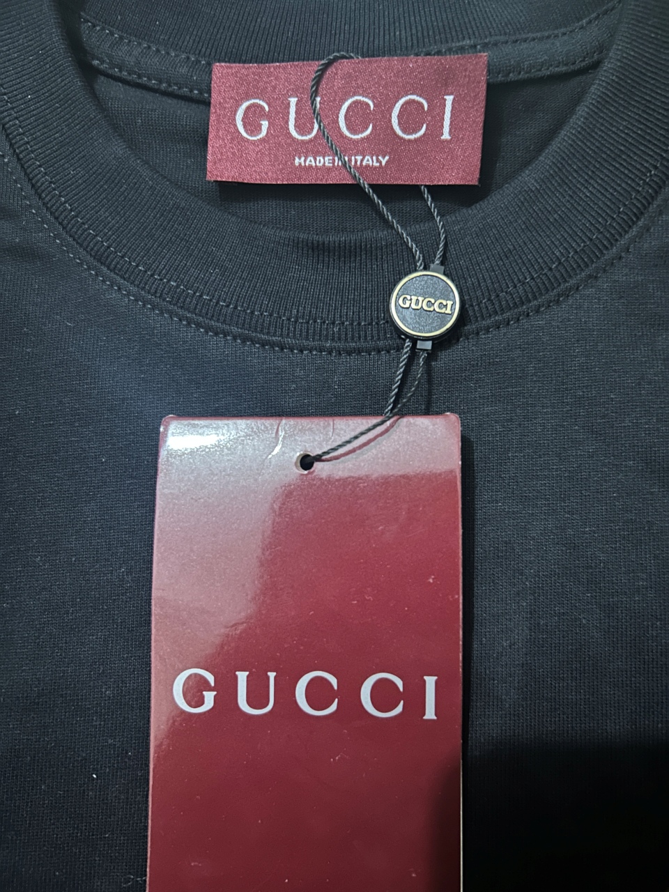 P65 GUCCI古奇 刺绣款 2026春夏经典圆领短袖T恤采用280克双纱精棉，衣服偏厚使整体高透气和柔软性，高版本，三标齐全！男女同款 颜色：白色 黑色 杏色 灰色 -尺码：S M L Xl