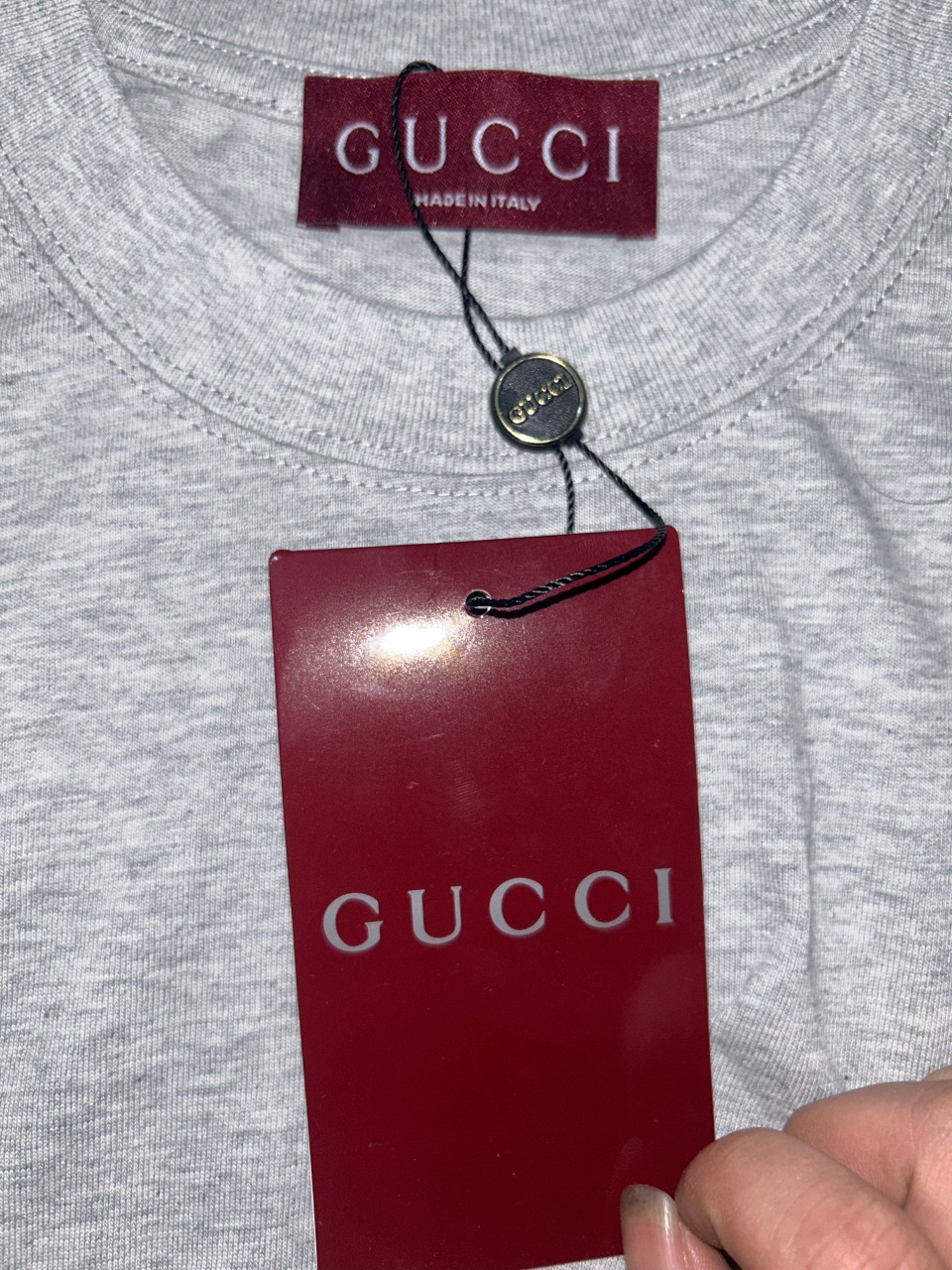 P65 GUCCI古奇 刺绣款 2026春夏经典圆领短袖T恤采用280克双纱精棉，衣服偏厚使整体高透气和柔软性，高版本，三标齐全！男女同款 颜色：白色 黑色 杏色 灰色 -尺码：S M L Xl