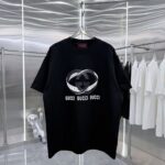 P80 GU 2026秋冬新款 3D立体硅胶 360克圆领短袖 实物很棒 男女同款宽松版 尺码S M L XL XXL 五个码 黑色 白色