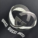 P80 GU 2026秋冬新款 3D立体硅胶 360克圆领短袖 实物很棒 男女同款宽松版 尺码S M L XL XXL 五个码 黑色 白色