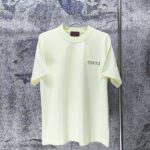 P75 GUCCI* 古驰* 2026新款 精致绣花小logo 300g短袖t恤 宽松版型男女同款 尺码 S M L XL XXL 黑色 浅黄色 紫色 湖水绿