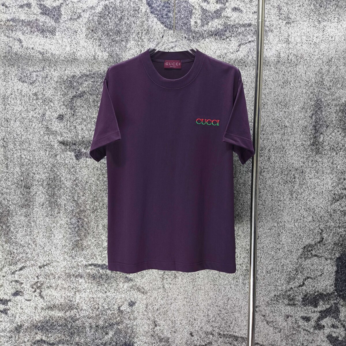 P75 GUCCI* 古驰* 2026新款 精致绣花小logo 300g短袖t恤 宽松版型男女同款 尺码 S M L XL XXL 黑色 浅黄色 紫色 湖水绿