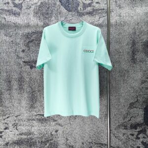 P75 GUCCI* 古驰* 2026新款 精致绣花小logo 300g短袖t恤 宽松版型男女同款 尺码 S M L XL XXL 黑色 浅黄色 紫色 湖水绿