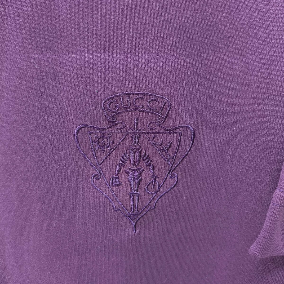 P75 GUCCI* 古驰* 2026新款 精致绣花小logo 300g短袖t恤 宽松版型男女同款 尺码 S M L XL XXL 黑色 浅黄色 紫色