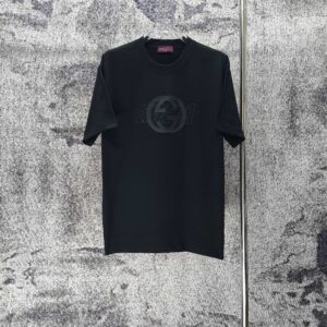 P75 GUCCI* 古驰* 2026新款 厚板胶短袖t恤 宽松版型男女同款 尺码 S M L XL XXL 黑色 白色