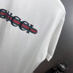 weigou_209208_2_cf0ef95391 P80 gucc~ 古奇厚板滴胶工艺 《区别通货面料》 双纱平纹,紧密纱线短袖T恤上身十分舒适,男女同款半袖,落肩宽松版型 颜色: 黑色 白色 咖啡色 尺码:S(90-130斤) M(125-150斤) L(135-165斤) XL(160-190斤) XXL(185-220斤)