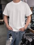 P75 gucc*古奇小logo刺绣 《区别通货面料》双纱纯棉上衣 7a抗菌短袖tee 上身十分舒适，男女同款半袖，落肩宽松版型 颜色: 黑色 白色 咖啡色 尺码：S（90-130斤） M（125-150斤） L（135-165斤） XL（160-190斤） XXL（185-220斤）