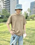 weigou_209784_8_6f7e6c6a86 P75 gucc~ 古奇*刺绣logo 《区别通货面料》双纱纯棉,短袖tee 上身十分舒适,男女同款半袖,落肩宽松版型 颜色: 黑色 白色 咖啡色 尺码:S(90-130斤) M(125-150斤) L(135-165斤) XL(160-190斤) XXL(185-220斤)