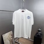 weigou_210724_0_06896691f2 P75 gucc*古奇小logo刺绣 《区别通货面料》双纱纯棉上衣 7a抗菌短袖tee 上身十分舒适,男女同款半袖,落肩宽松版型 颜色: 黑色 白色 咖啡色 尺码:S(90-130斤) M(125-150斤) L(135-165斤) XL(160-190斤) XXL(185-220斤)