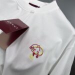 weigou_211062_3_3599e0ee39 P75 gucc~ 古奇*刺绣logo 《区别通货面料》双纱纯棉,短袖tee 上身十分舒适,男女同款半袖,落肩宽松版型 颜色: 黑色 白色 咖啡色 尺码:S(90-130斤) M(125-150斤) L(135-165斤) XL(160-190斤) XXL(185-220斤)