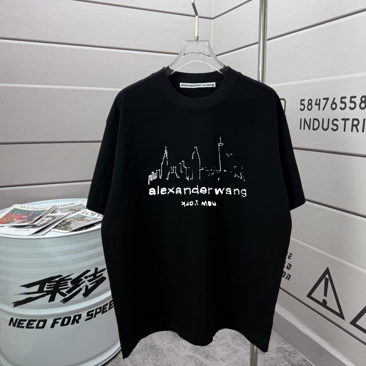 P80 亚力山大* Alexand* 2026春夏新款 洗水磨破320克圆领短袖tee 男女同款宽松版 颜色 :洗水深黑 洗水白 洗水灰 褐色 洗水紫色 尺码 :S M L XL XXL 尺码： S （90-130斤） M （120-150斤） L （140-165斤） XL （160-180斤） XXL （180-210斤）