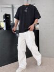 P75 alaxander wang/大王刺绣字母 《区别通货面料》7a抗菌短袖tee 上身十分舒适，男女同款半袖，落肩宽松版型 颜色: 黑色 白色 咖啡色 尺码：S（90-130斤） M（125-150斤） L（135-165斤） XL（160-190斤） XXL（185-220斤）