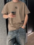 P75 alaxander wang/大王刺绣字母 《区别通货面料》7a抗菌短袖tee 上身十分舒适，男女同款半袖，落肩宽松版型 颜色: 黑色 白色 咖啡色 尺码：S（90-130斤） M（125-150斤） L（135-165斤） XL（160-190斤） XXL（185-220斤）