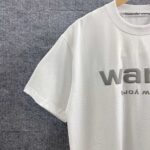 weigou_211687_4_563fc19368 P80 亚力*山大*王*Alexan* 2026春夏新款 经典wang字母发泡工艺 双纱定制平纹纯棉面料 短袖T恤 男女同款 颜色:黑色 白色 尺码: S (90-130斤) M (120-150斤) L (140-165斤) XL (160-180斤) XXL (180-210斤)