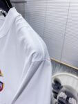 P80 杜嘉班纳 dg 2026ss新款 半袖 体恤 短袖 圆领T恤，高端版本！专柜定制面料 透气舒适度高，细节无可挑剔，品牌元素设计理念，体现高品质。手感细腻柔软！呈现休闲裁剪，上身版型超赞！🐯码数：XS S M L