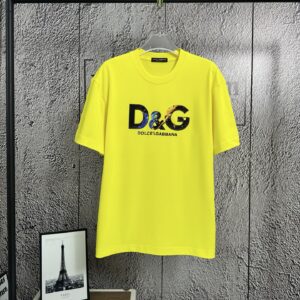 weigou_214592_0_fae9caf9bd P80 𝙉𝙚𝙬⚜️DG杜嘉》 2026春夏新款短袖T恤 重磅纯棉立体压胶个性款 颜色:白色 黄色 黑色 码数:S M L XL XXL