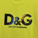P80 𝙉𝙚𝙬⚜️DG杜嘉》 2026春夏新款短袖T恤 重磅纯棉立体压胶个性款 颜色：白色 黄色 黑色 码数：S M L XL XXL