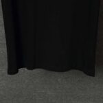 weigou_215486_4_822b1bb01e P70 Dolce&Gabbana( 杜嘉班纳)简称D&G男款双纱面料 短袖T 工艺五金皮标 码数 s m l xl 260-280双纱纯棉面料 温儒柔软细腻柔软, 上身亲肤,舒适, 凉爽活力十足! 颜色:黑 白 码数 S M L XL
