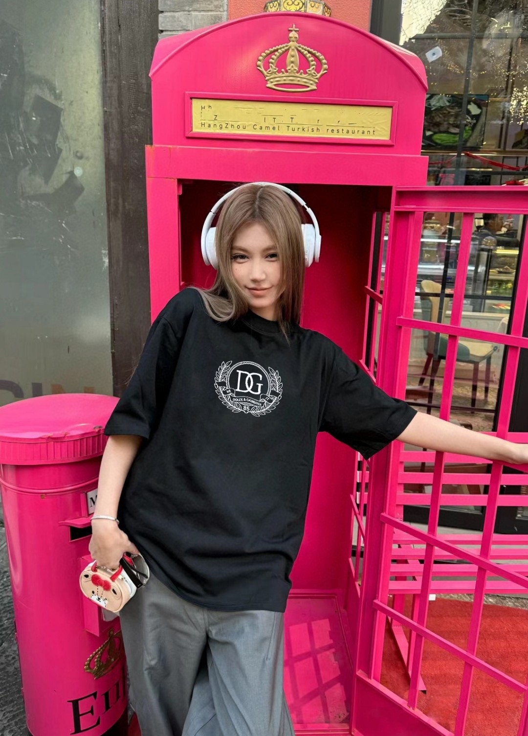 P70 DG/杜嘉班纳 印花LOGO字母百搭圆领短袖T恤男女同款 吊牌 领标 水洗唛 三标齐全 尺码：S-XXL 颜色：黑色，白色