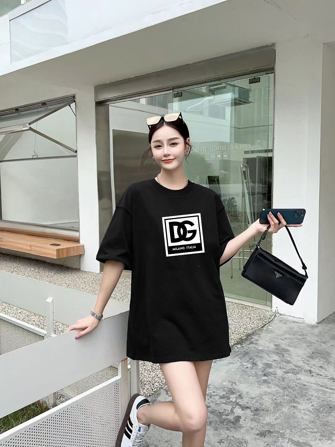 P70 DG/杜嘉班纳 印花LOGO字母百搭圆领短袖T恤男女同款 吊牌 领标 水洗唛 三标齐全 尺码：S-XXL 颜色：黑色，白色