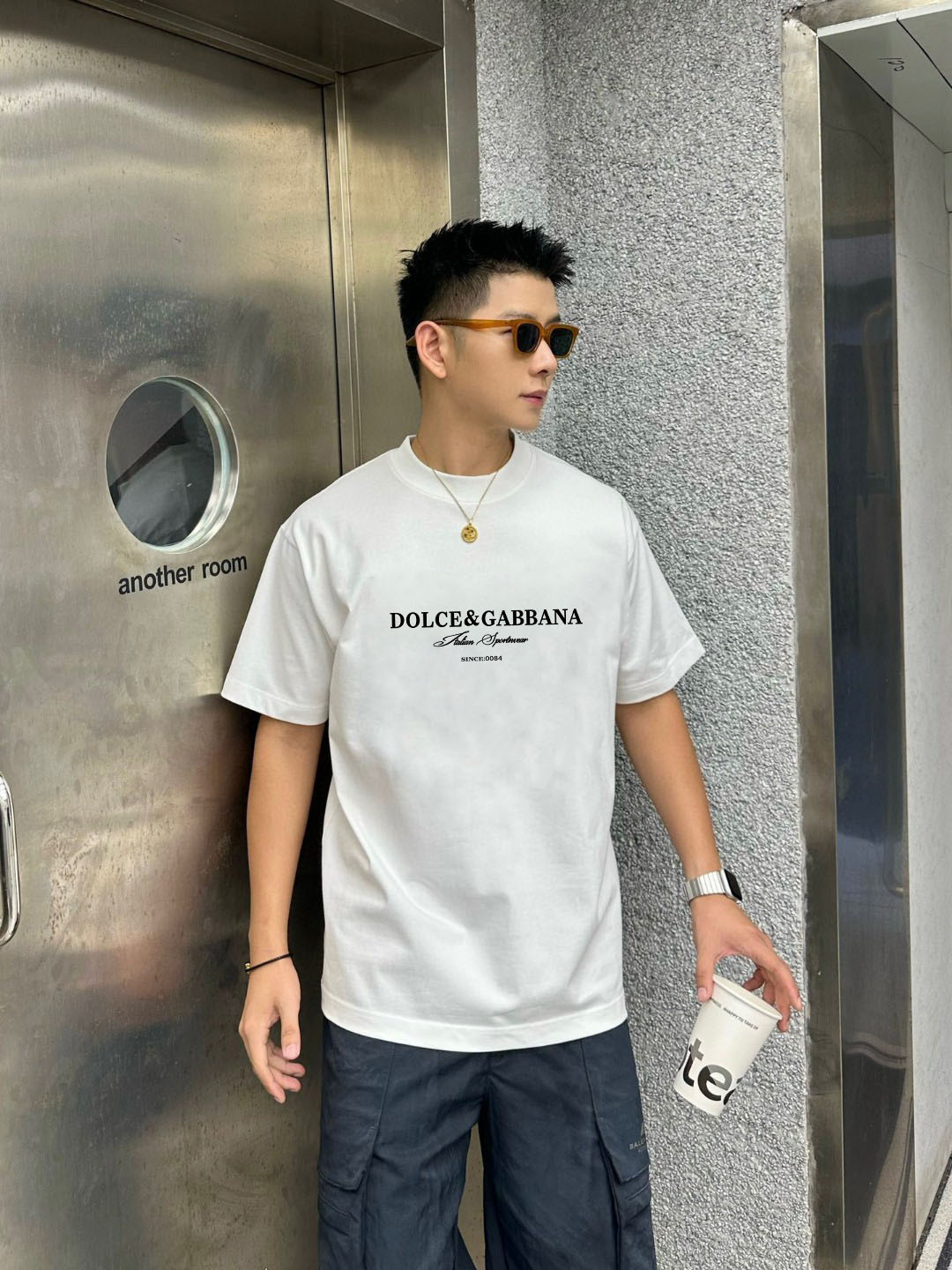 P70 DG/杜嘉班纳 印花LOGO字母百搭圆领短袖T恤男女同款 吊牌 领标 水洗唛 三标齐全 尺码：S-XXL 颜色：黑色，白色