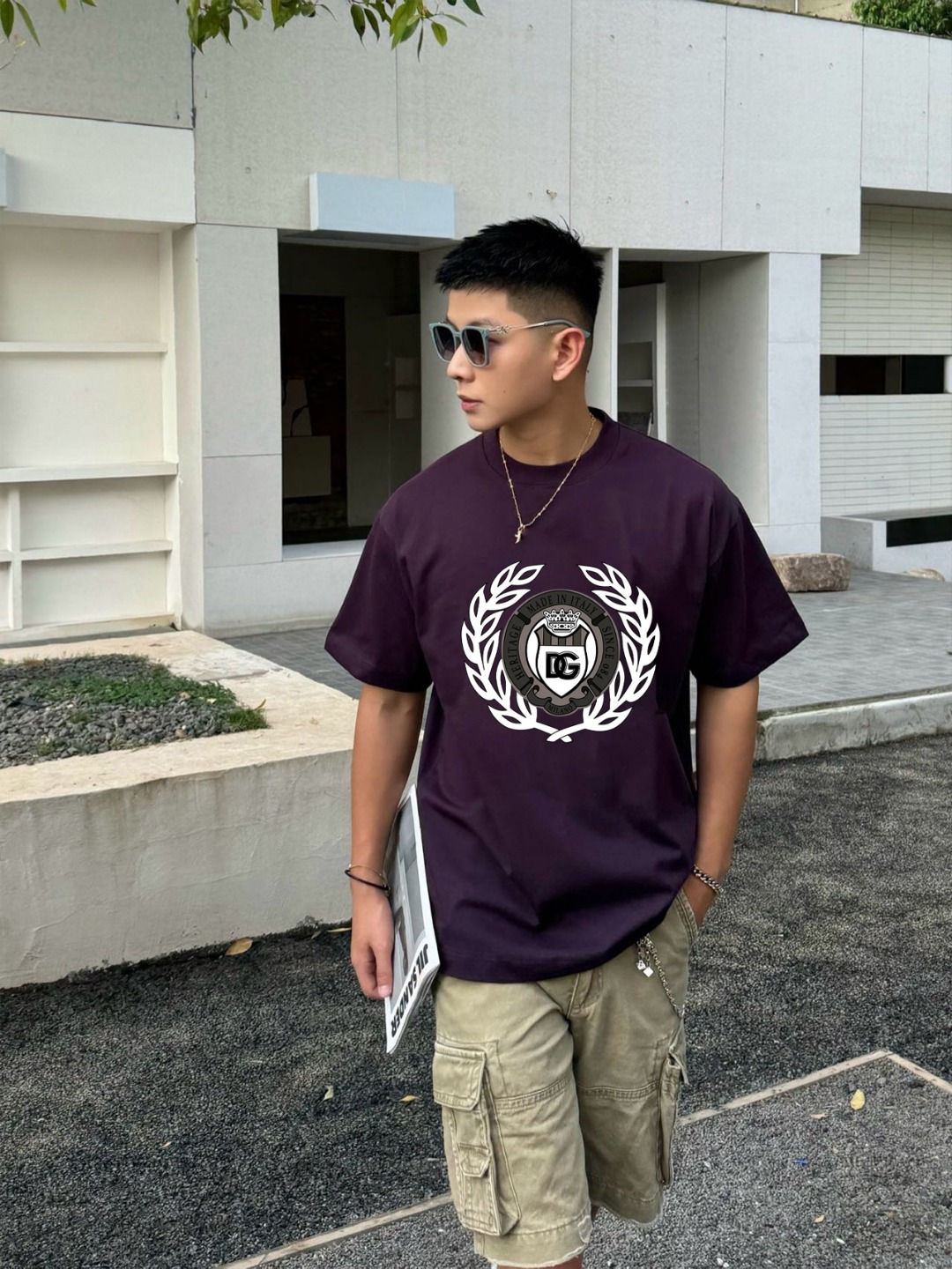 P70 🔥 [DG 杜嘉班纳] 2025FW短袖T恤 印花+厚板LOGO 高端26s双纱300克面料 重磅面料 定制拉架罗纹同缸同染 三标齐全 男女同款 颜色：黑色 白色 紫色 尺码：S M L XL 2XL