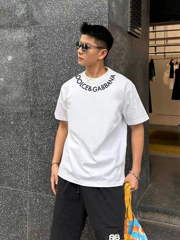 P75 DG/杜嘉班纳 立体硅胶LOGO字母百搭圆领短袖T恤男女同款 吊牌 领标 水洗唛 三标齐全 尺码：S-XXL 颜色：黑色，白色